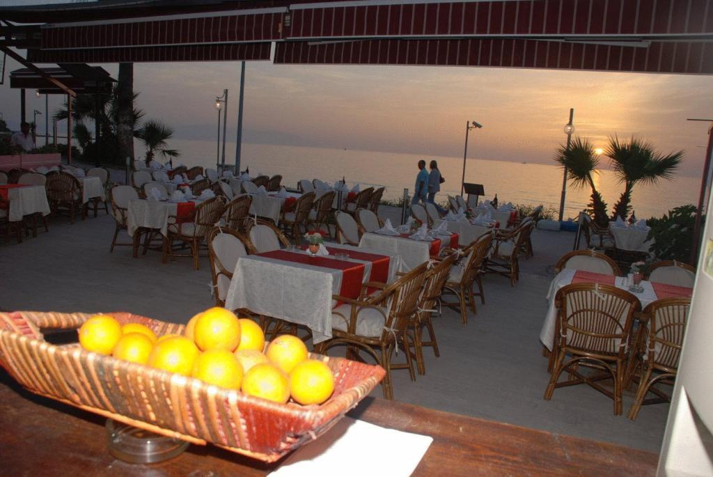 Ekin Hotel Kusadası Étterem fotó
